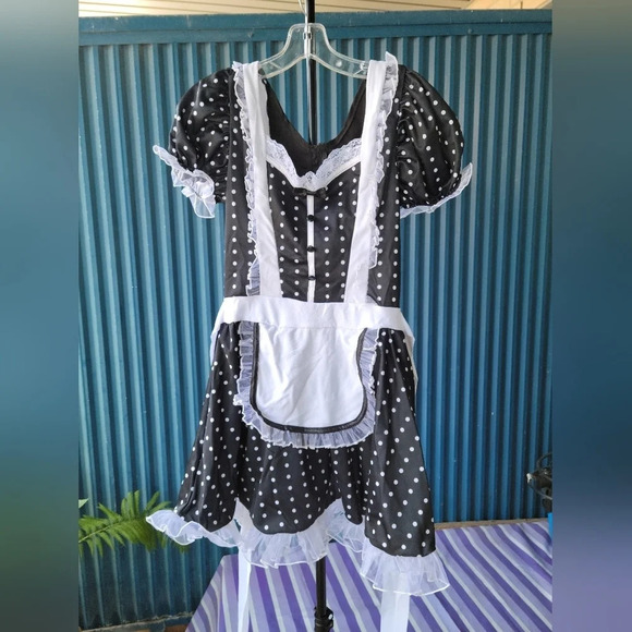 Spirit Frisky French Maid Black and White Halloween Sexy Costume  Size s/m 4-8 - Picture 4 of 14